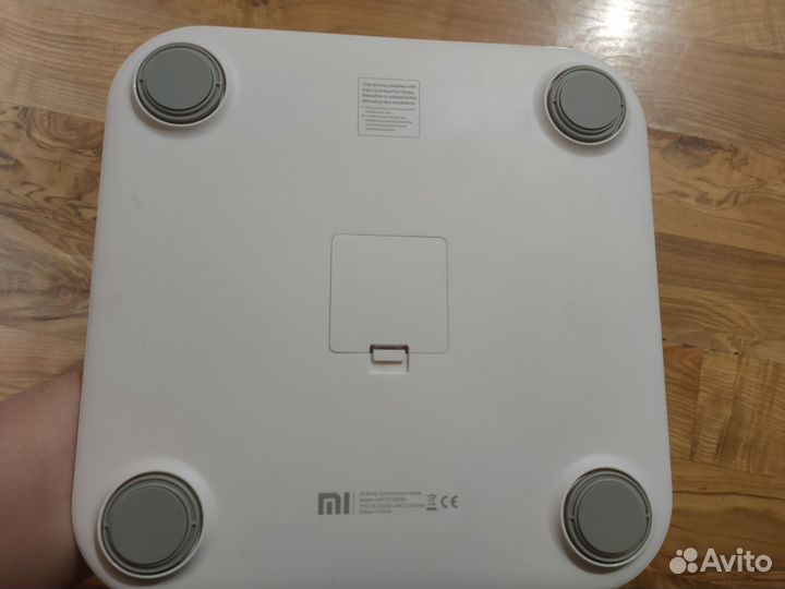 Умные весы Xiaomi Mi Body Composition Scale