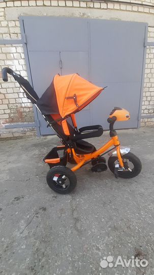Детский трехколесный велосипед