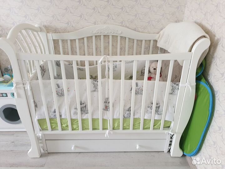 Продам детскую кроватку