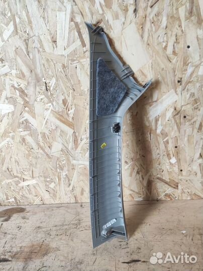 Обшивка стойки передняя правая Chevrolet Captiva 1