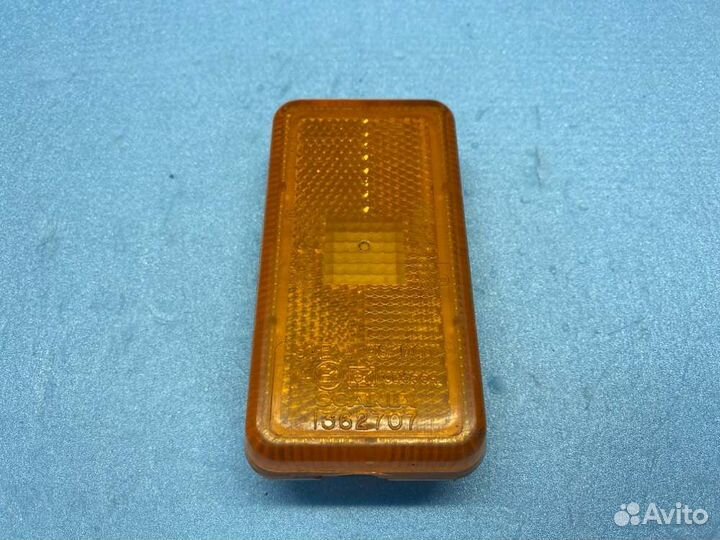 Светоотражатель Scania R DC1215 2012