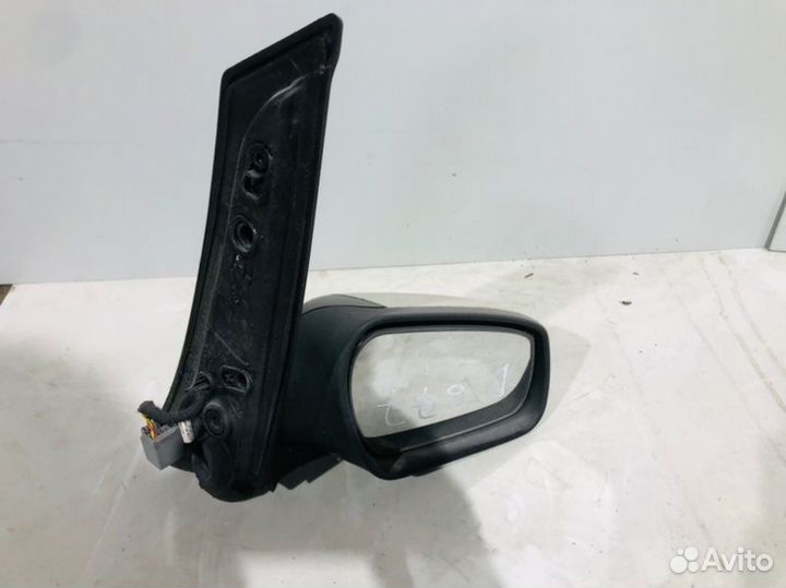 Зеркало правое Ford C-Max 2.0 aoda 2005