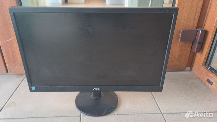 Монитор для компьютера loc