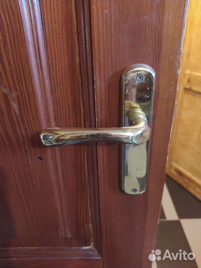 Дверное полотно из массива сосны