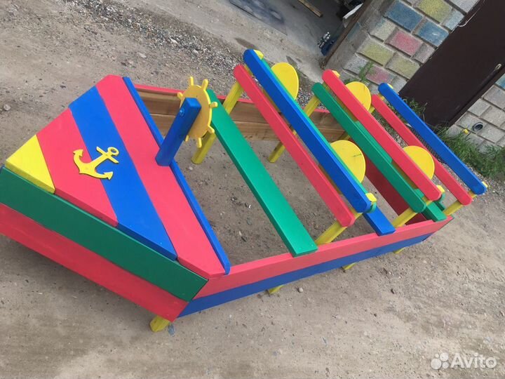 Детский игровой кораблик