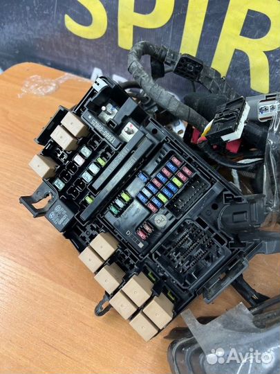 Блок предохранителей под капот Kia Cerato 4 G4FM