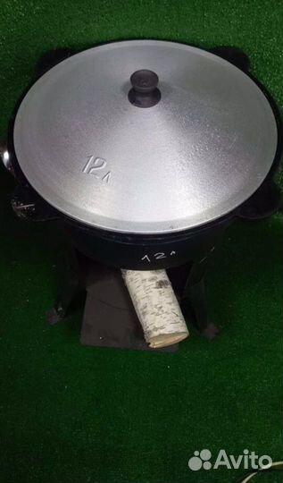 Казан чугунный 12 литрoв c трубoй