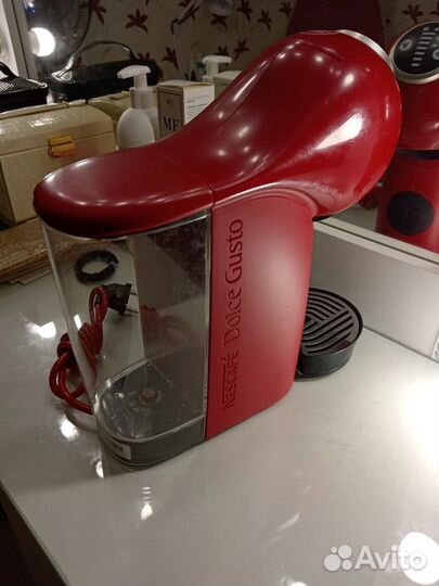 Кофемашина dolce gusto