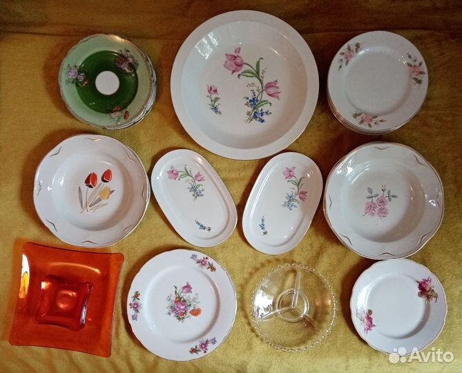 Тарелки и блюдо советских времен и др