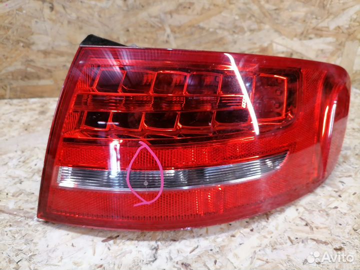 Фонарь правый LED Audi A4 B8 wagon dorest