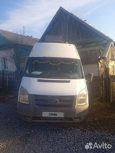 Ford Transit цельнометаллический, 2008
