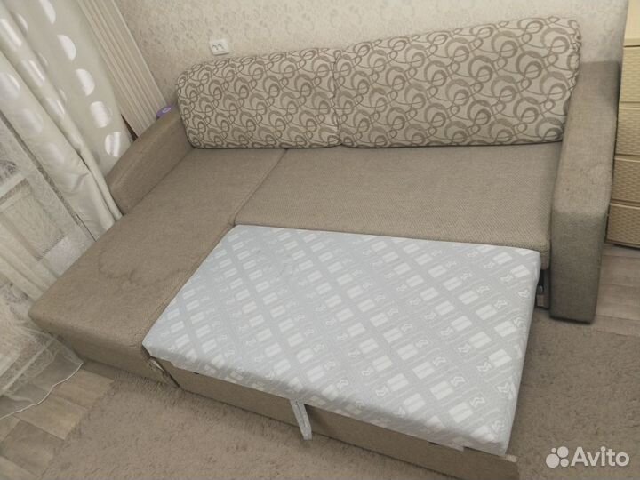 Угловой диван бу