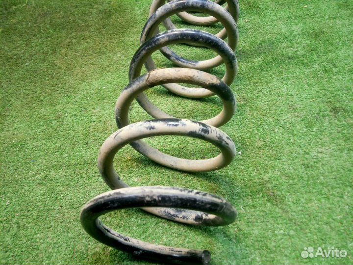 Пружина задняя Ford Focus 3 CB xqda 2012