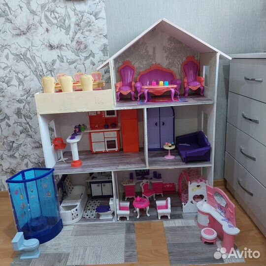 Домик кукольный