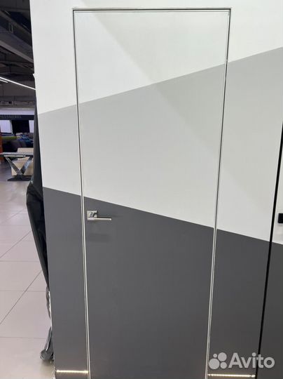 Скрытые двери с алюминиевой кромкой