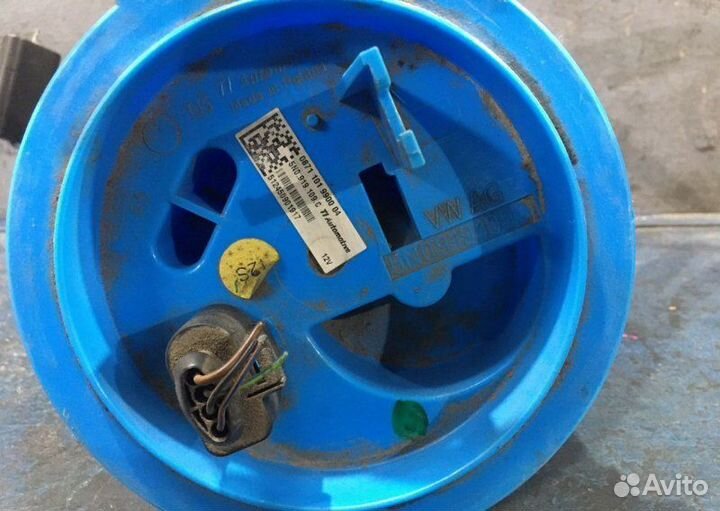 Датчик уровня топлива Volkswagen Tiguan NF