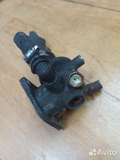 Корпус термостата Opel Corsa D Z13DTH 2006-2010