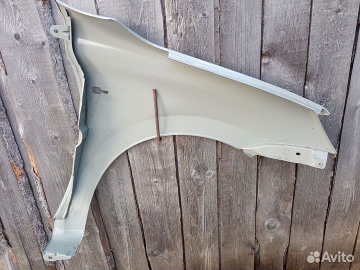 Крыло LADA granta 1