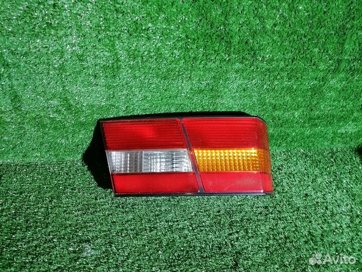 Фонарь (стоп сигнал) левый 33-25 Toyota Windom MCV