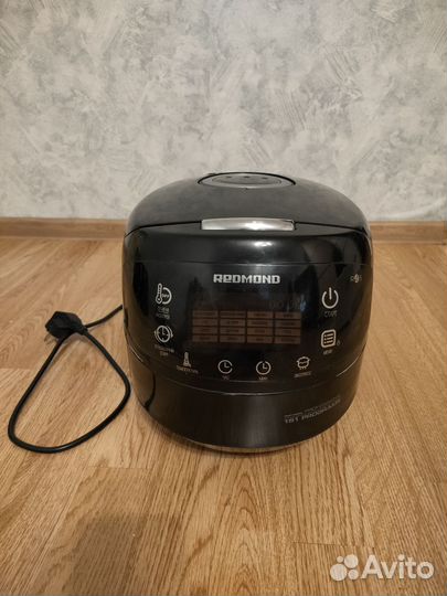 Мультиварка redmond rmc m92s