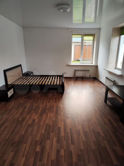 Комната 20 м² в 2-к., 1/2 эт.