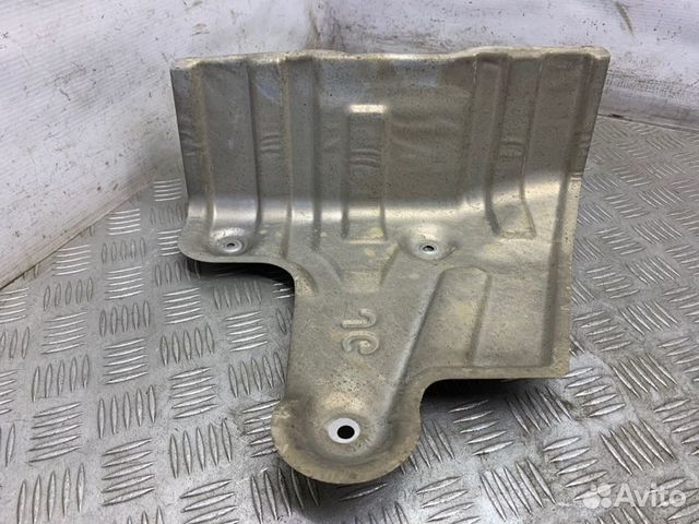 Экран тепловой Nissan X-Trail T31 MR20DE 2007-2015