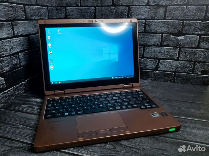 Сенсорный ультрабук-трансформер Panasonic CF-RZ4