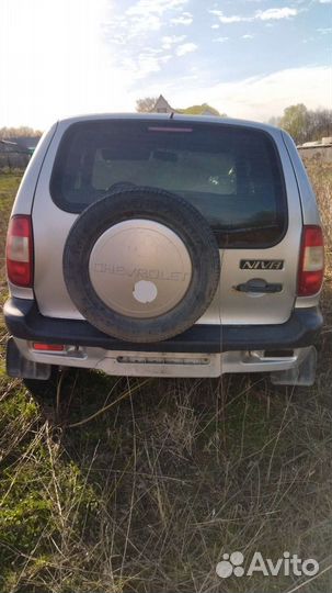 Капот chevrolet niva