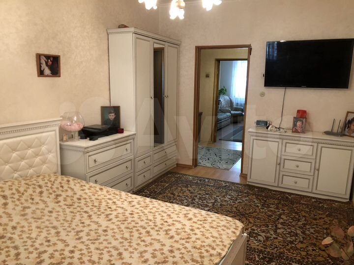 3-к. квартира, 81 м², 2/3 эт.