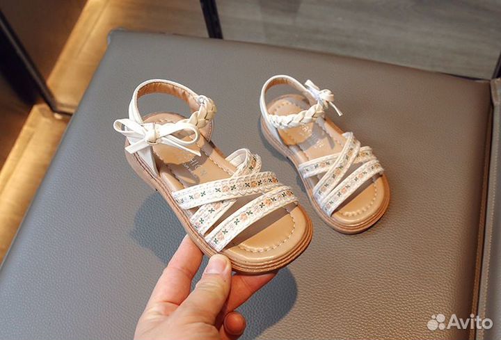 Сандалии детские для девочки 27-31