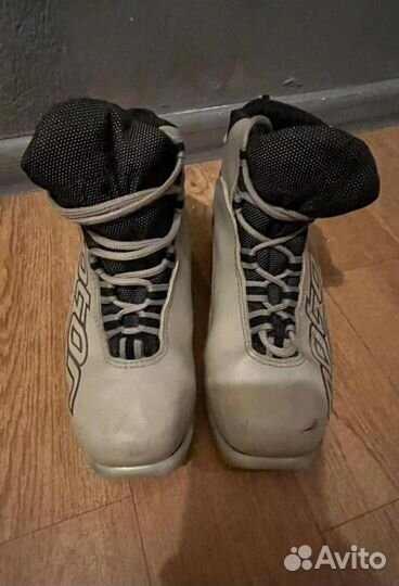 Беговые лыжи