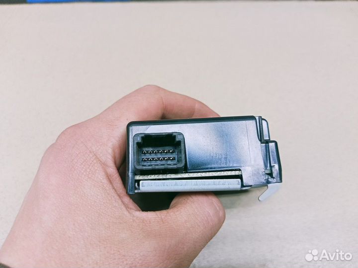 Блок электронный RAV 4 2013