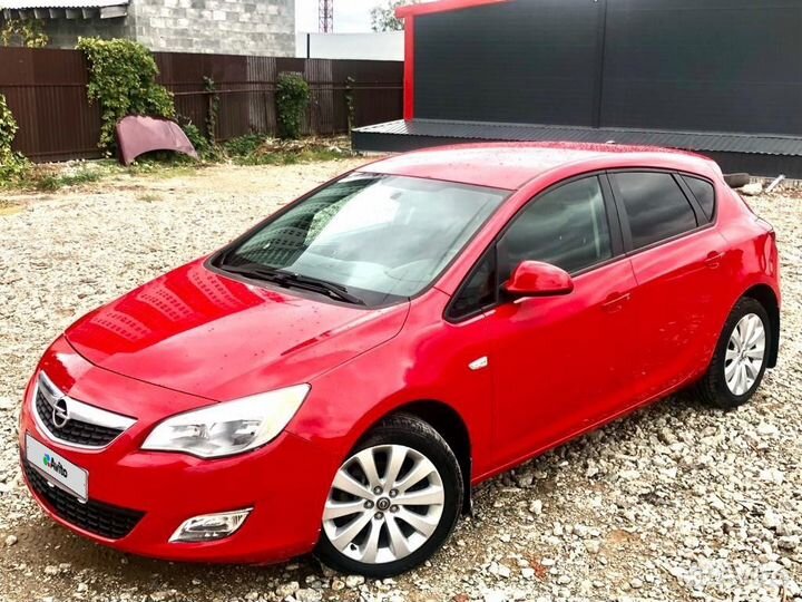 Opel Astra 1.6 МТ, 2012, 108 000 км