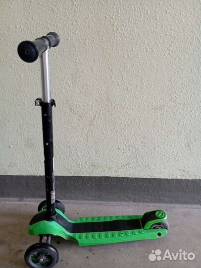 Самокат детский трехколесный