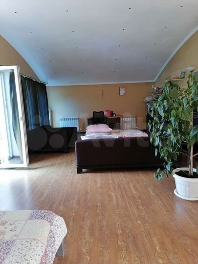 Дом 100 м² на участке 8 сот.