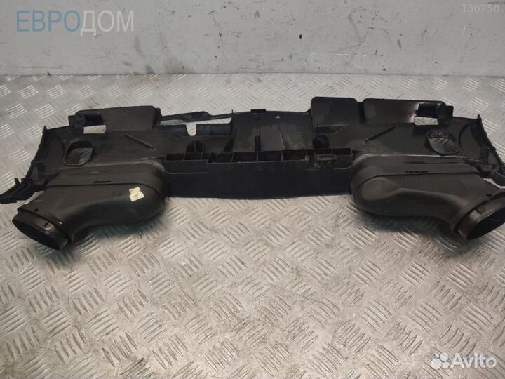 Воздуховод на телевизор м273 mercedes W212 s1134094