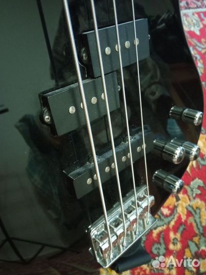 Бас гитара Ibanez GSR200