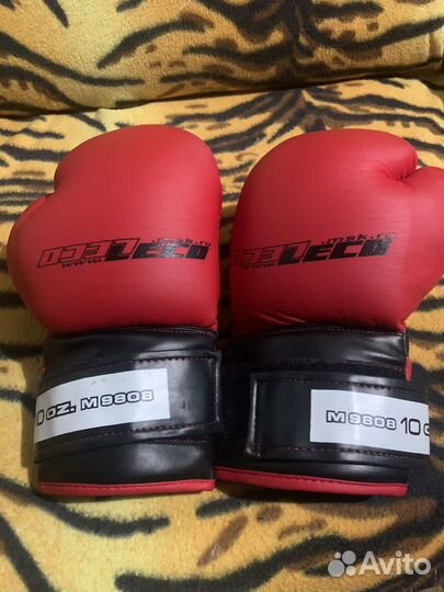 Боксерские перчатки 12 oz
