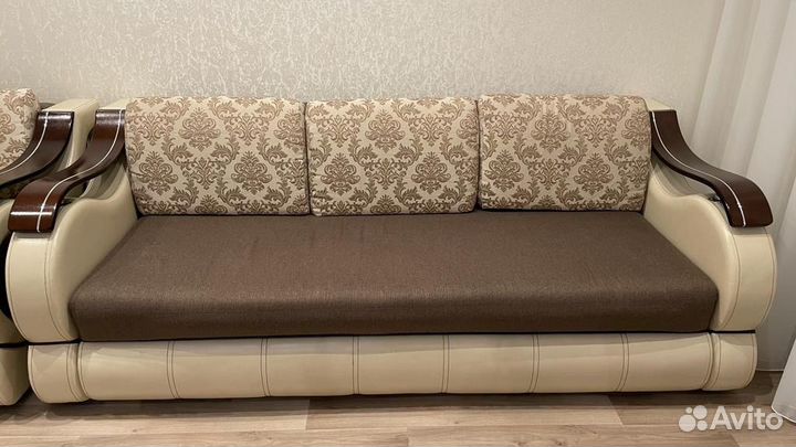 Продаются 2 дивана