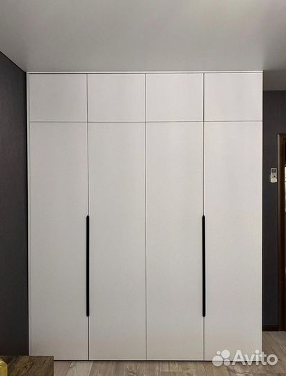 Шкаф распашной на заказ