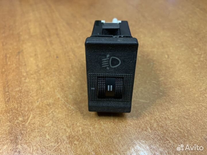 Кнопка корректора фар Ауди 80 Б3/Б4