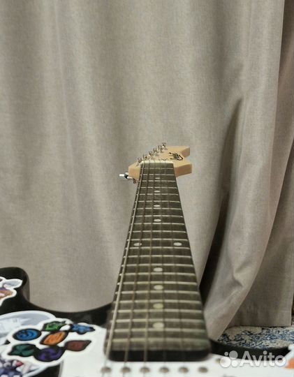 Электрогитара и процессор mooer ge 100