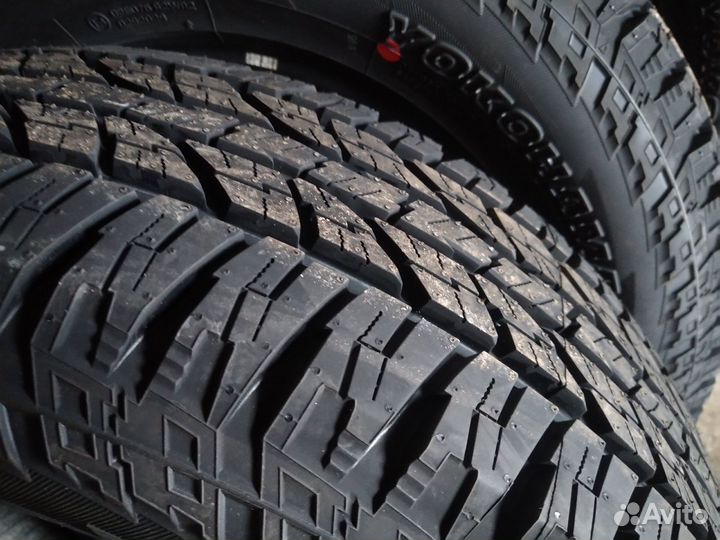 Yokohama Geolandar A/T G015 215/60 R16