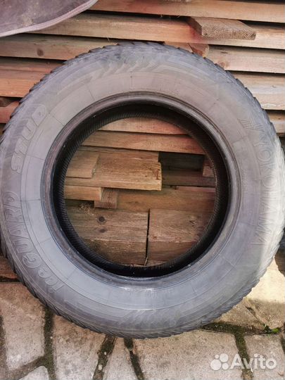 Yokohama Ice Guard Stud IG55 235/65 R17 108T