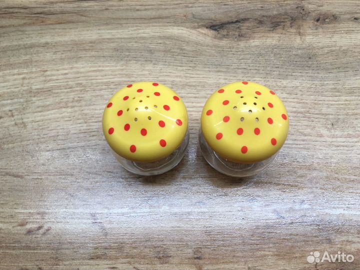 Набор солонка и перечница