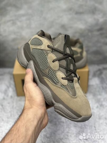 Кроссовки Adidas Yeezy Boost 500