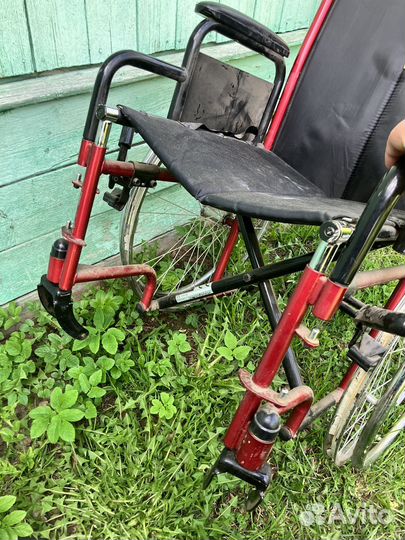 Инвалидная коляска