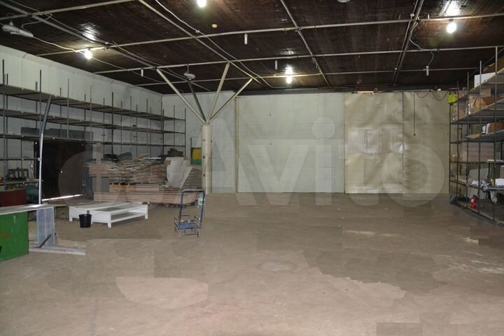 Склад, 760 м²