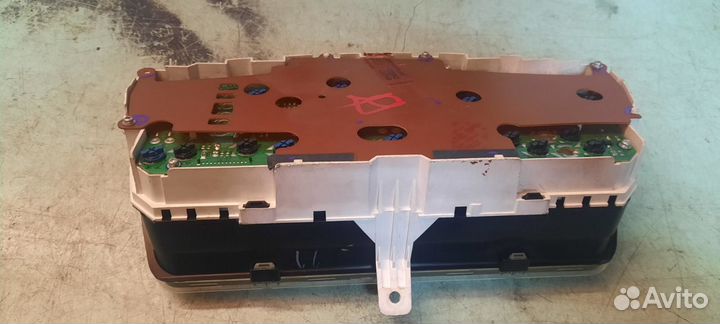 Mitsubishi Lancer 9 00-03 Панель приборов