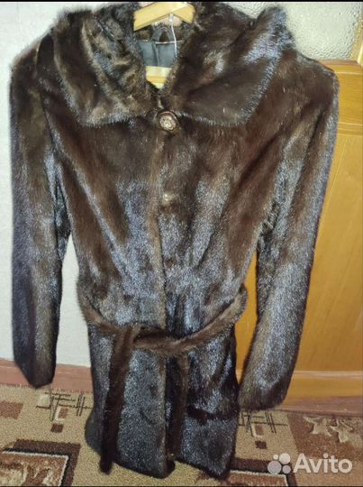 Шуба норковая с капюшоном 42 44
